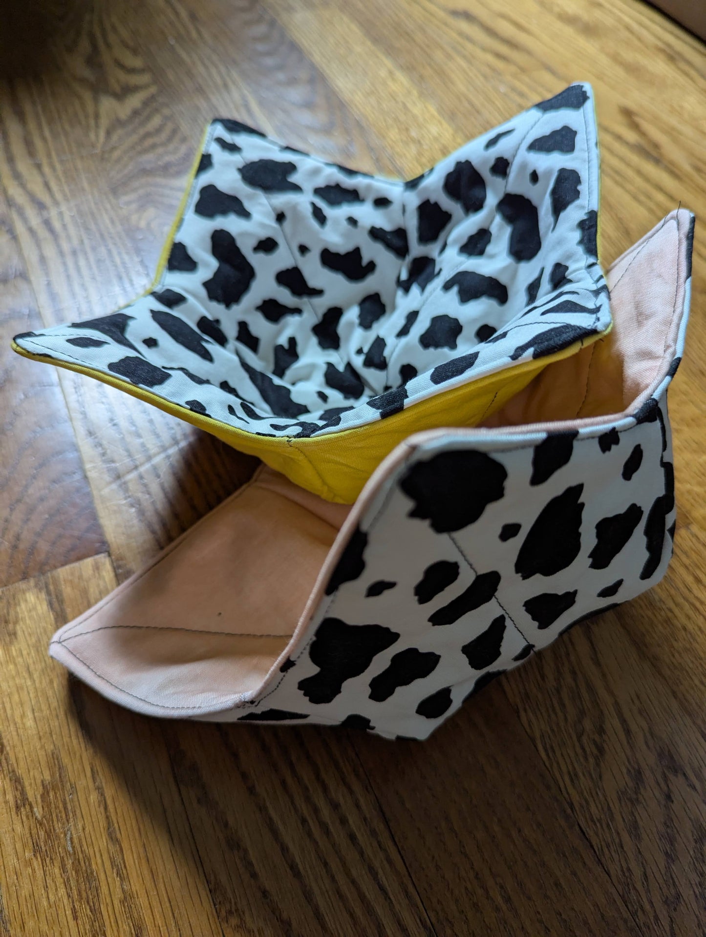 Animal Print Bowl Cozy