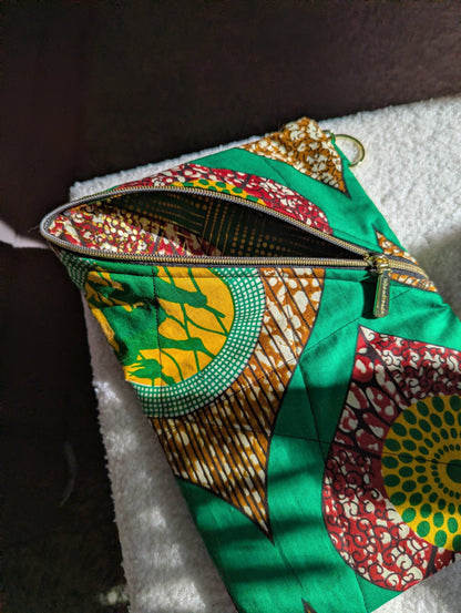 Left Slant Zipper Bag (Green Print)