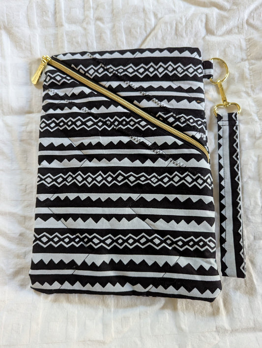 Left Slanted Zipper Bag (Black and White)