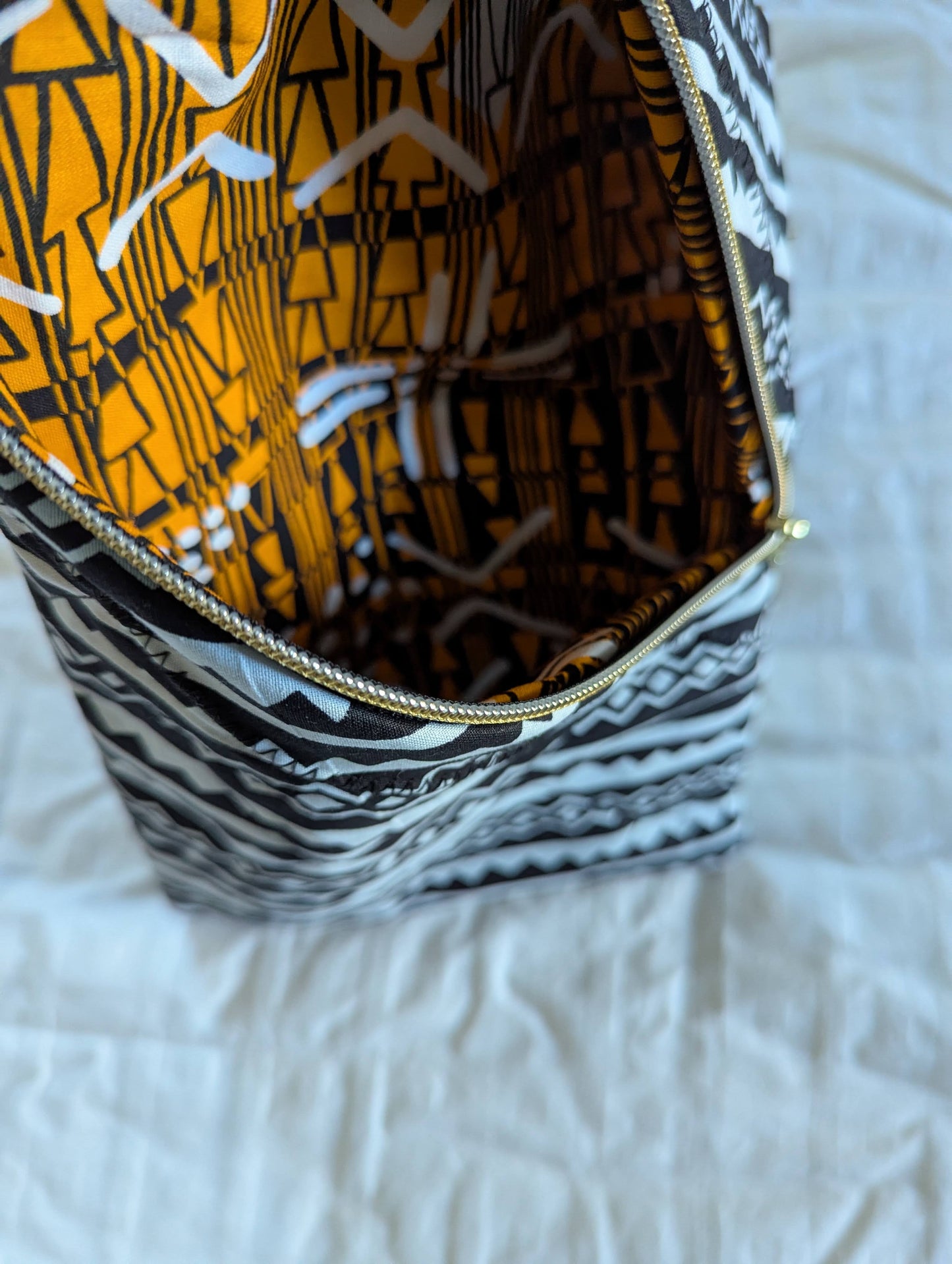 Left Slanted Zipper Bag (Black and White)