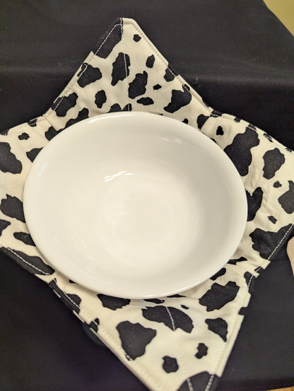 Animal Print/Yellow Bowl Cozy