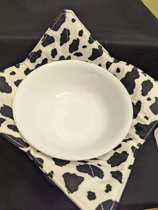 Animal Print/Yellow Bowl Cozy